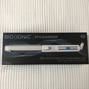 Bio Ionic StyleWinder: Pro Rotating Curling Iron